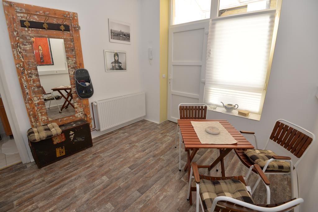 Olive Tree City Apartment Zagreb Buitenkant foto