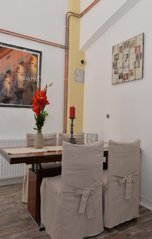 Olive Tree City Apartment Zagreb Buitenkant foto